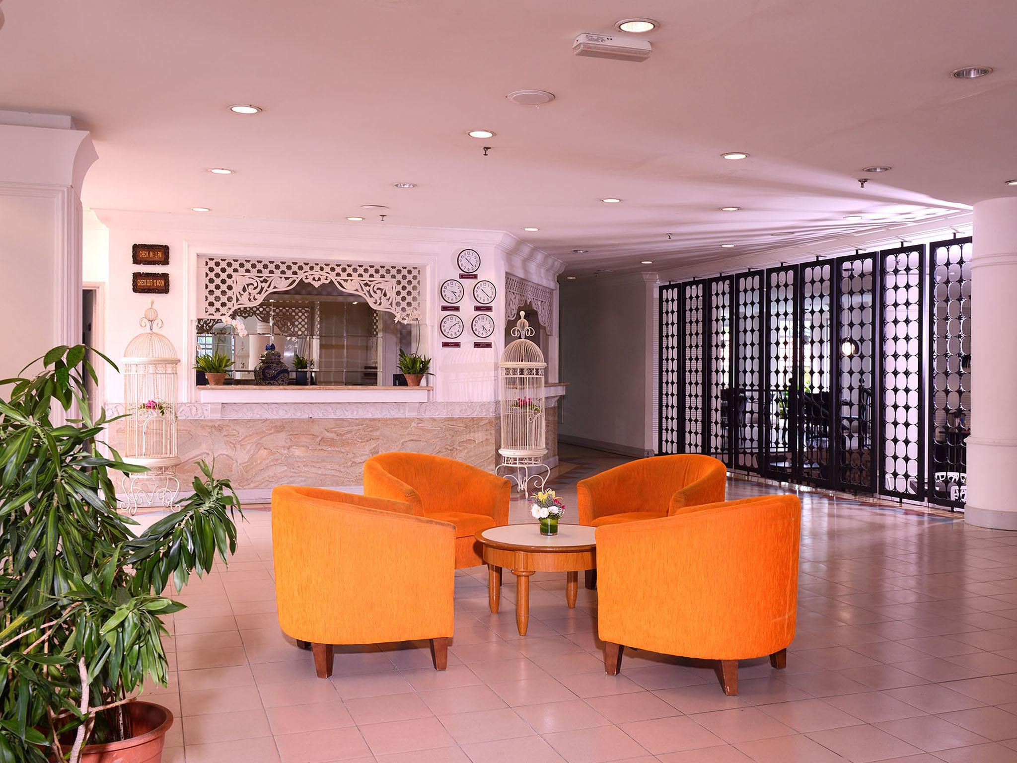 Bella Vista Express Hotel Pantai Cenang  Dış mekan fotoğraf
