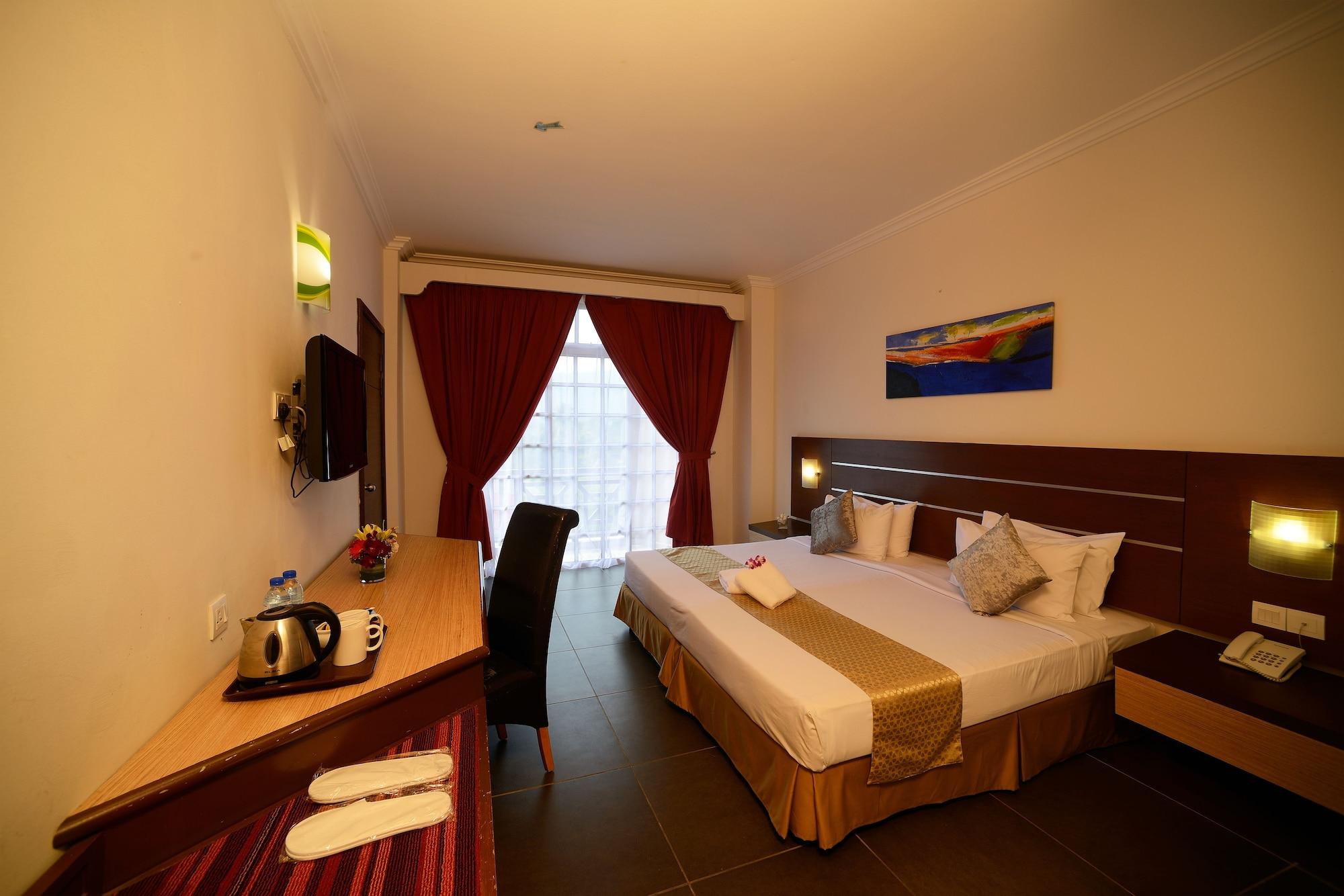 Bella Vista Express Hotel Pantai Cenang  Dış mekan fotoğraf
