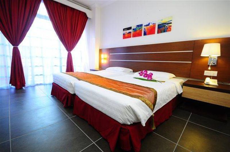 Bella Vista Express Hotel Pantai Cenang  Dış mekan fotoğraf