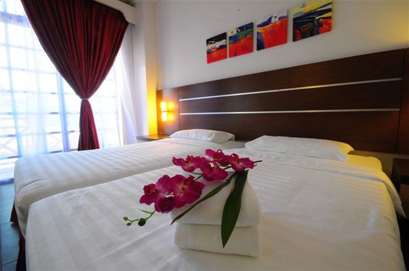 Bella Vista Express Hotel Pantai Cenang  Dış mekan fotoğraf