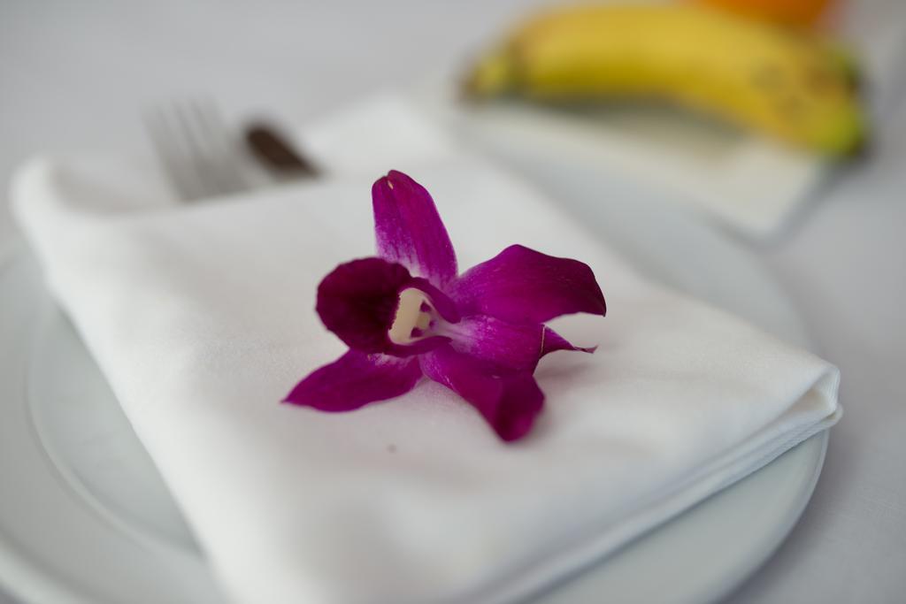 Bella Vista Express Hotel Pantai Cenang  Dış mekan fotoğraf