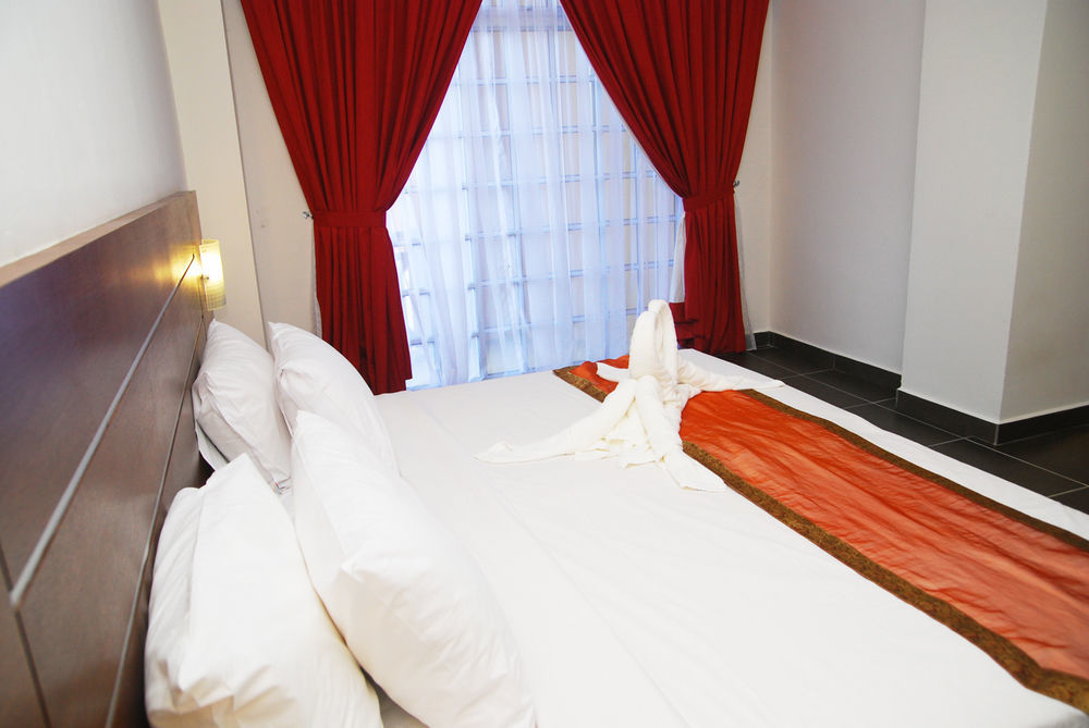 Bella Vista Express Hotel Pantai Cenang  Dış mekan fotoğraf
