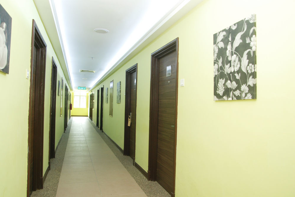 Bella Vista Express Hotel Pantai Cenang  Dış mekan fotoğraf